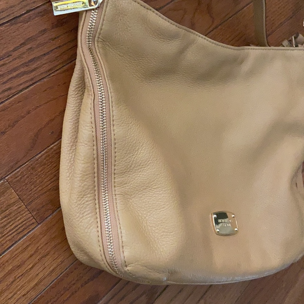 Michael Kors crossbody in pebbled leather - Picture 5 of 6